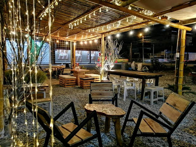 Green armony food truck