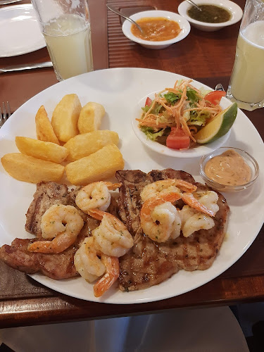 Opinii despre Ali's Parrilladas & Pizzeria în Latacunga - Gastronomía y hostelería