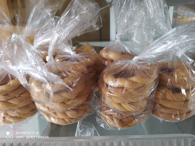 PANADERIA Y PASTELERIA " SAN LUIS " - Machala