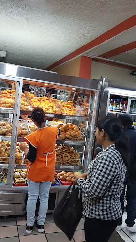 Panadería Y Pastelería Provipanes. - Gastronomía y hostelería