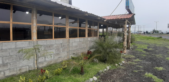 Pasando el puente de La Piedra Colorada, Carr. Panamericana