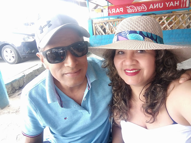 Opinii despre Marisqueria Son D'Licias mas que un antojo în Milagro - Gastronomía y hostelería