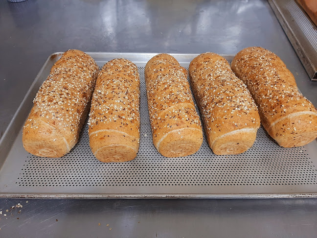 Panadería y Pastelería "El Punto del Sabor"