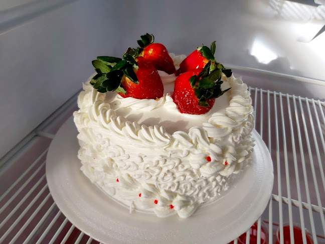 Panadería & Pastelería "Delicia"