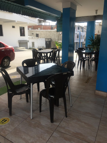 Opinii despre Cebicheria Flipper de la calle 14 în Manta - Gastronomía y hostelería