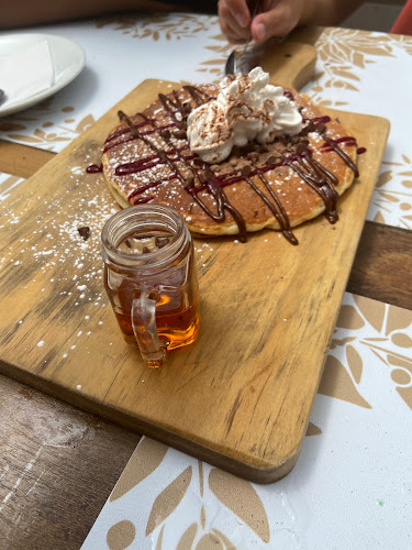 The Magic Bean Restaurante, Banos de Agua Santa