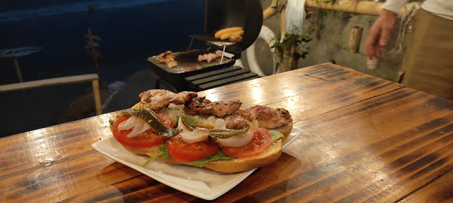 Bali - Music, campfire and surfing. - Ballenita