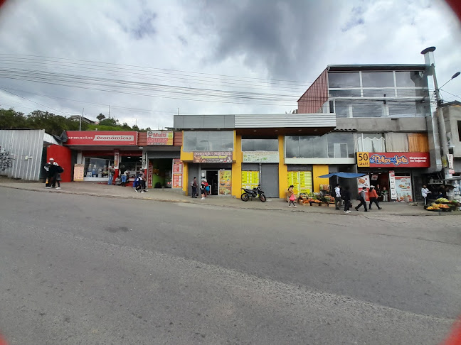 Panaderia y pastelería "Delicentro Real"