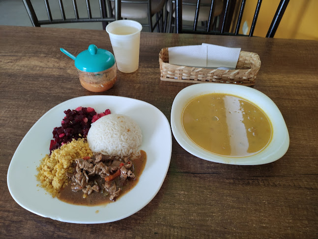 Francis Cafe Restaurant