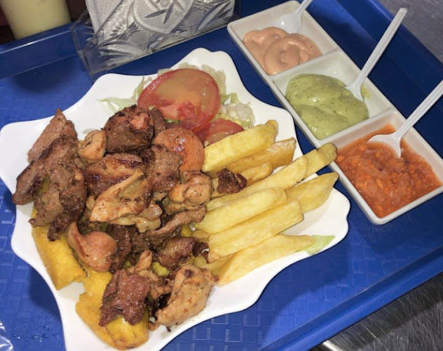 Comentarii opinii despre Chuzos Y Hamburguesas "Don Byron"