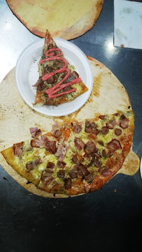 Opinii despre Cali Pizza Yantzaza în Yantzaza - Gastronomía y hostelería