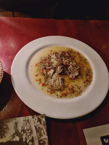 Opinii despre CATS Restaurante - Cumbayá în Quito - Gastronomía y hostelería