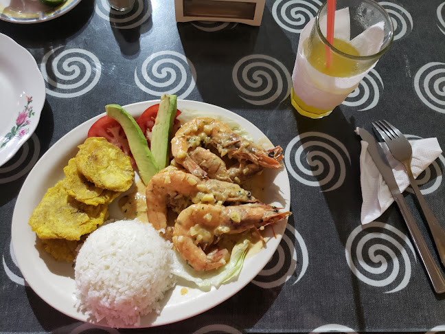 Gral. Enríquez Gallo, Salinas