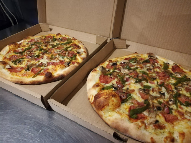 Opinii despre Quito Pizza Company în Quito - Gastronomía y hostelería