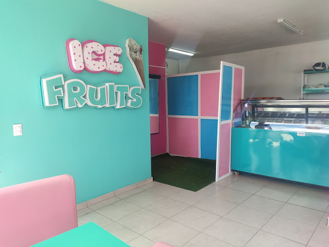 MFX5+J8M, Quito 170146