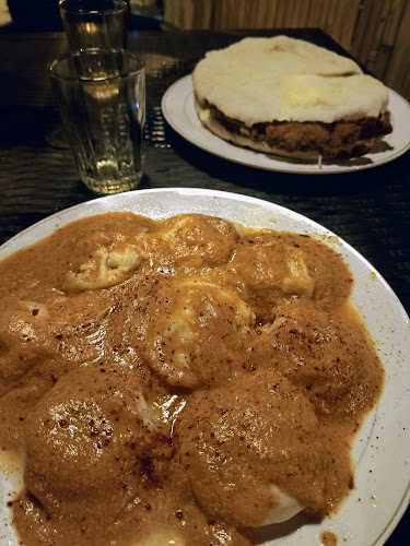 metros del malecon, Calle Principal y Fosforers. A, Mompiche 080351