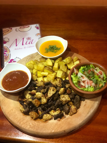 Mía: Heladería & Cafetería