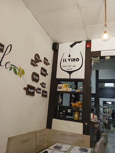 AMARELO CAFE RESTAURANTE - Gastronomía y hostelería