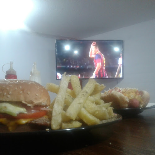 Opinii despre Al Carbón Fast Food în Sangolquí - Gastronomía y hostelería