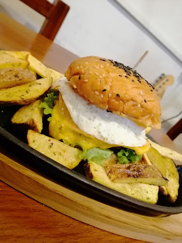 Comentarii opinii despre Ántigo Cafetería