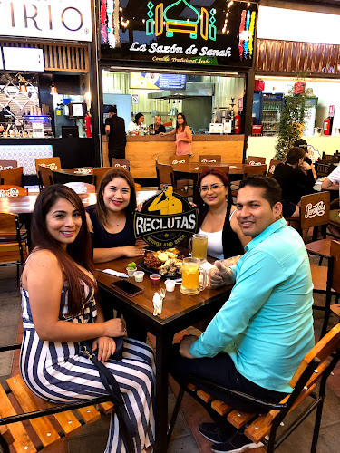 Mercado del Rio (Avenida Malecón y Calle Colón MALECON 2000, Guayaquil 090150