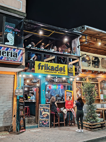 Frikadel - Burgers - Gastronomía y hostelería