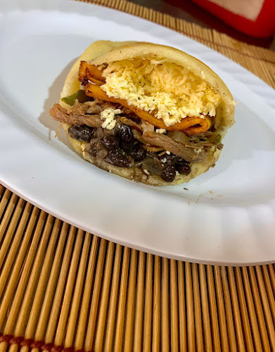 Opinii despre Sabor venezolano în Manta - Gastronomía y hostelería