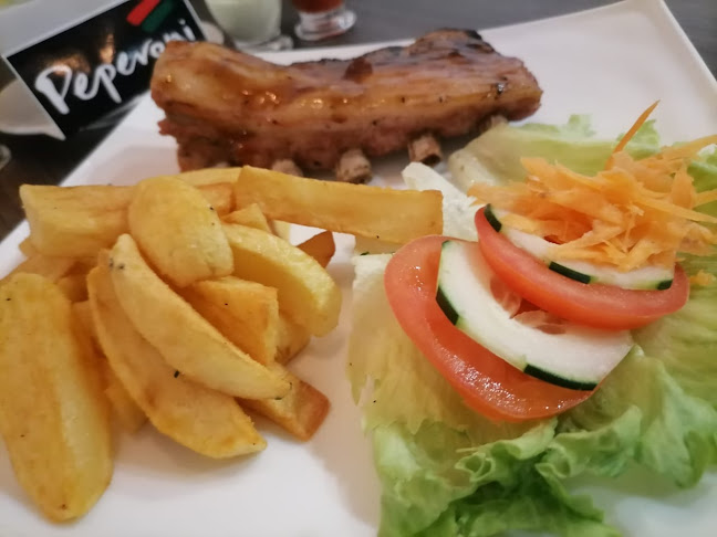 PEPERONI PIZZERIA RESTAURANT - Gastronomía y hostelería