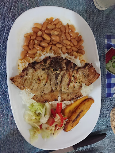 Opinii despre La Yapa în Puerto Baquerizo Moreno - Gastronomía y hostelería