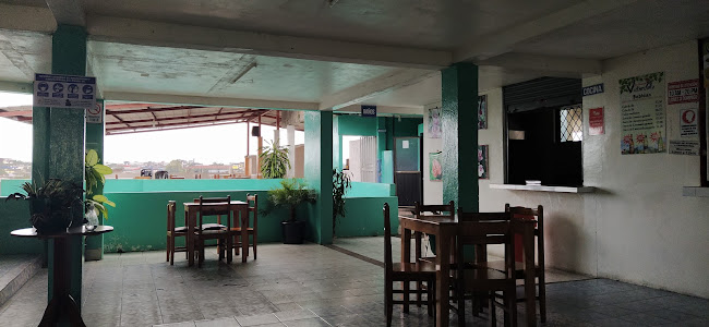 Opinii despre Victorino's Restaurante în Puyo - Gastronomía y hostelería