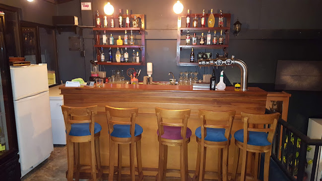 Comentarii opinii despre Bar KARAOKE