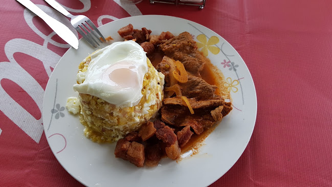 Patio de Comidas Abdón Calderón