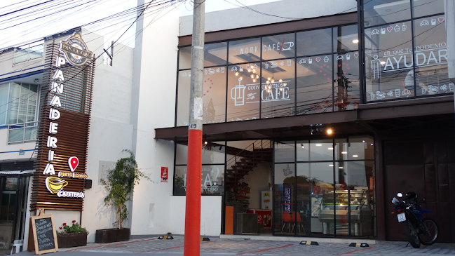 Panaderia Pan de oro / Cafeteria Punto Lojano
