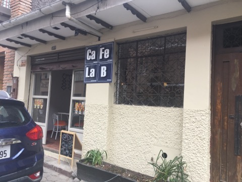 4X2Q+99G, Del Farol, Cuenca 010203