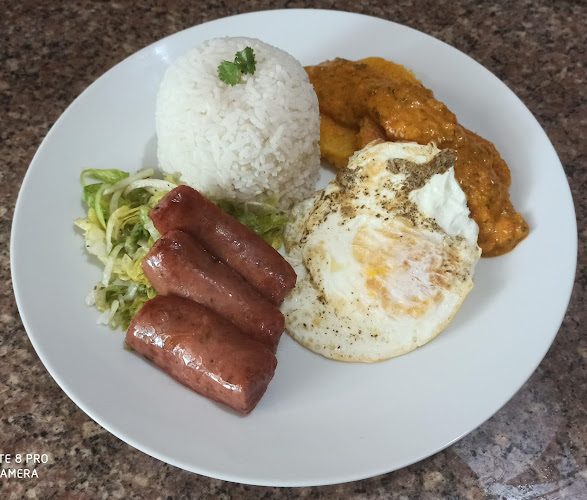 Joaquin Gallegos Lara entre avenida San Francisco &, peatonal esquina, Daule