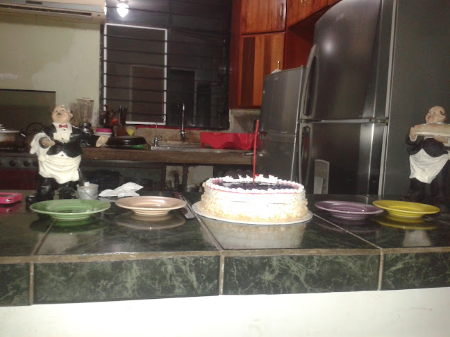 Opinii despre HAMBURGUESAS Y ENCEBOLLADOS GARO în Portoviejo - Gastronomía y hostelería