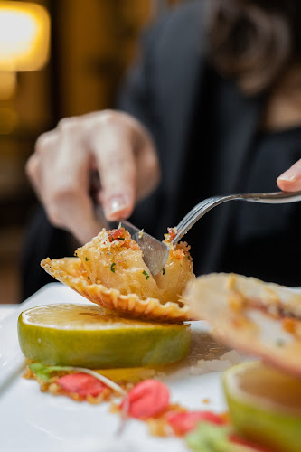 Presidente Borrero 844 y, Cuenca 010104