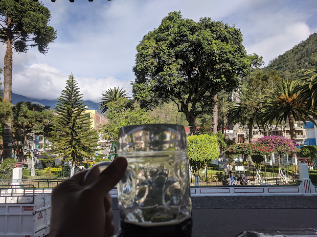 AMARELO CAFE RESTAURANTE - Baños de Agua Santa