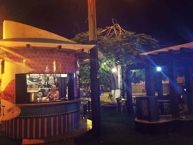 "El Chicle" Heladeria y Cafetería