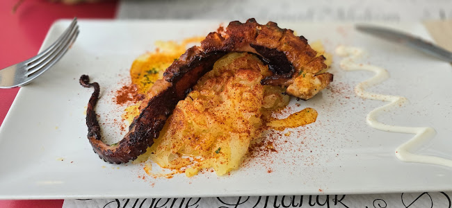 Plaça de Milagros Consarnau i Sabaté, 32, 08902 L'Hospitalet de Llobregat, Barcelona, España