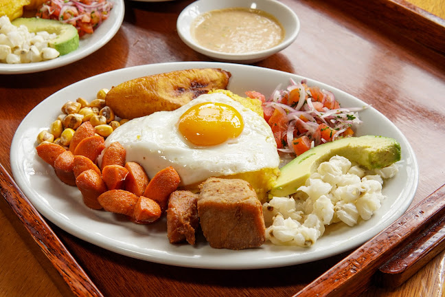 LOS TRES GUABOS (Sucursal Imbabura)