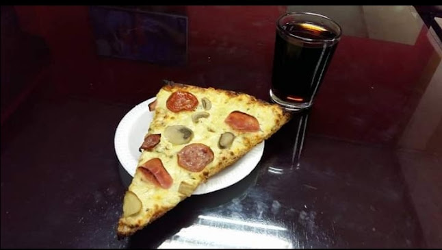 Rica pizza - Sucúa