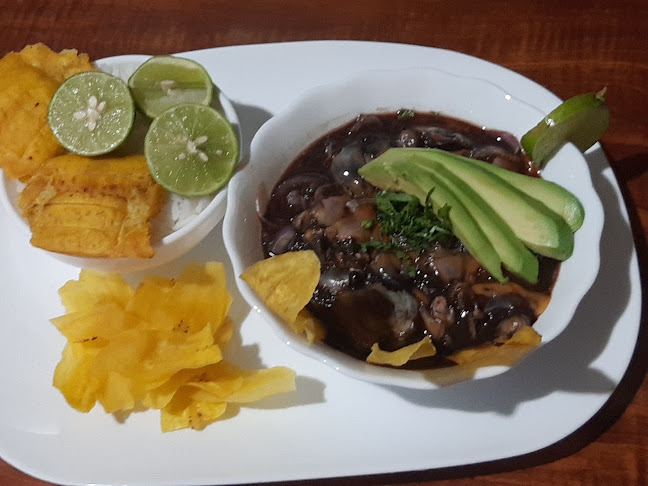 C. Camilo Ponce Enriquez 4-24 y, Azogues 030102