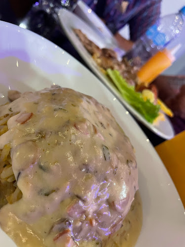 Ruchis Moros & Grill - Portoviejo