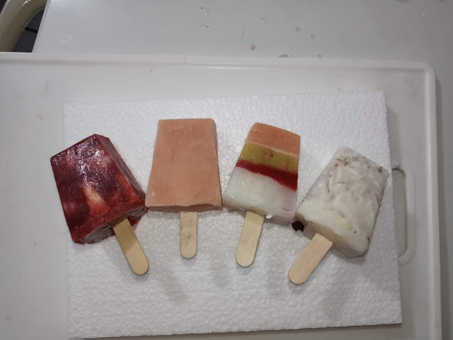 Opinii despre Heladeria Frutas & Miel în Quito - Gastronomía y hostelería