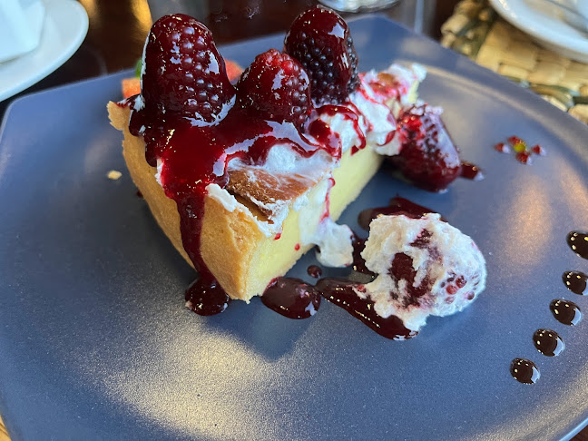 Opinii despre Puerto Lago Lago San Pablo în San Rafael de la Laguna - Gastronomía y hostelería