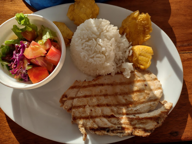 El Viejo y El Mar Hostal y Restaurante - Gastronomía y hostelería