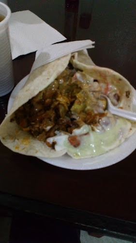 Opinii despre Tacos del Vecino în Macas - Gastronomía y hostelería