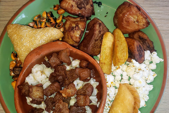 Opinii despre AL TIESTO COCINA ECUATORIANA în Quito - Gastronomía y hostelería