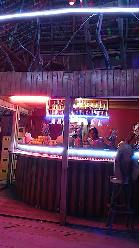 Opinii despre Malecón Bar Rumba Herencia în Pedernales - Gastronomía y hostelería